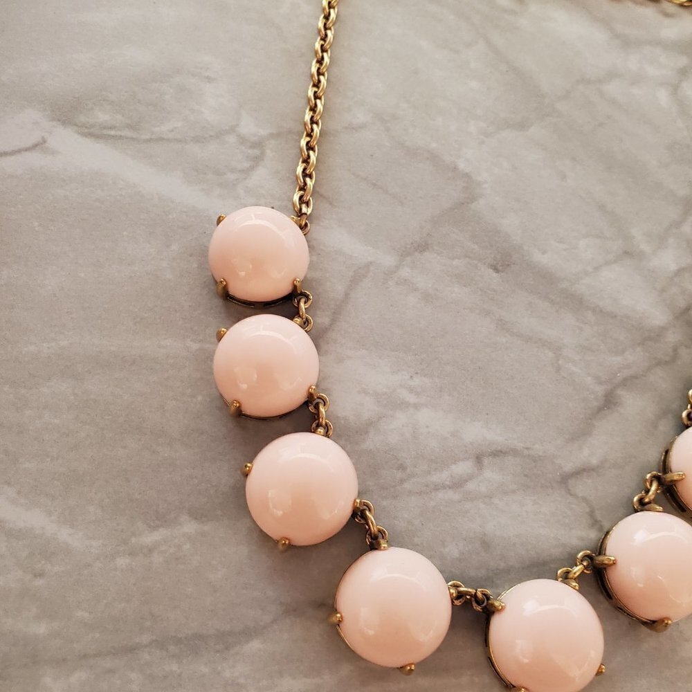 💕 J.Crew Light Blush Pink Enamal Dot Bubble Necklace 💕 - Picture 6 of 12